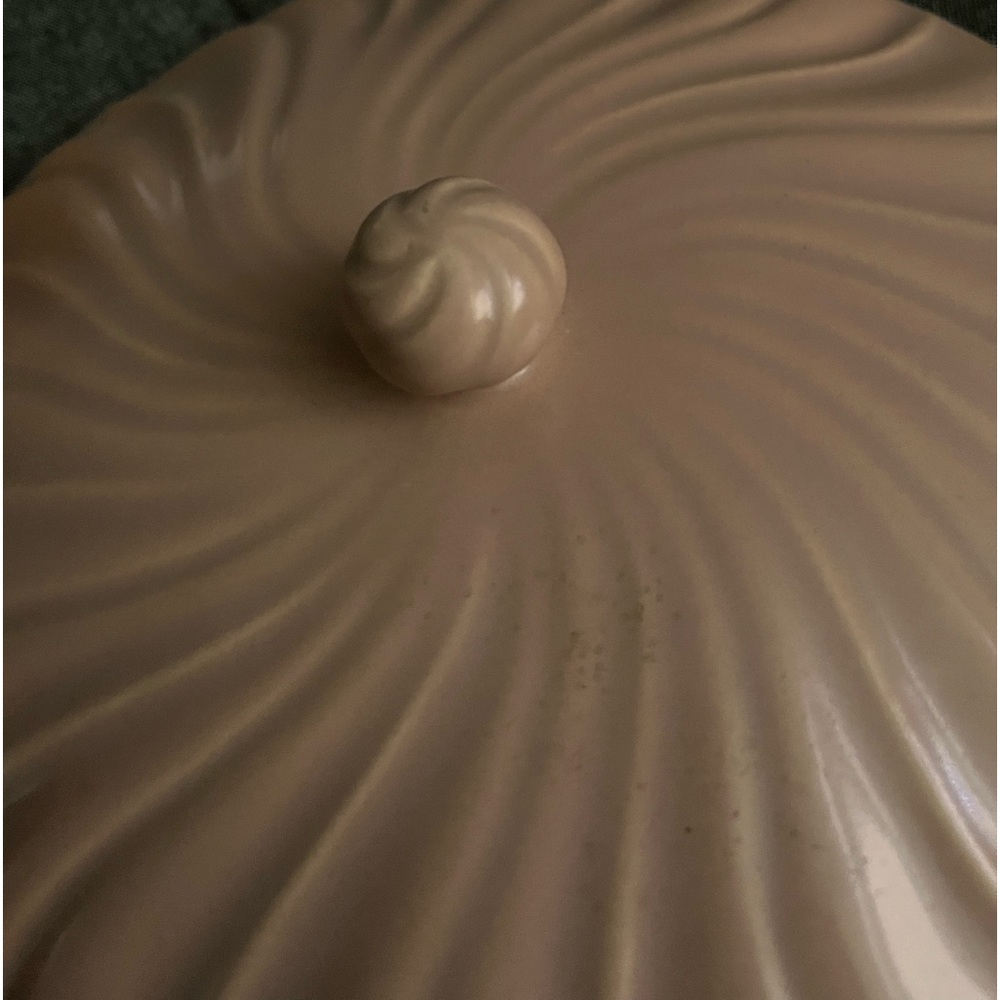 Vintage Franciscan Swirl covered serving bowl with lid.